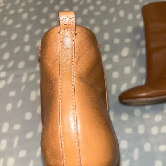 Tory Burch Tan‎ Leather Ankle Boots - Picture 4 of 11